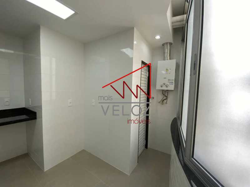 Apartamento à venda com 3 quartos, 126m² - Foto 13