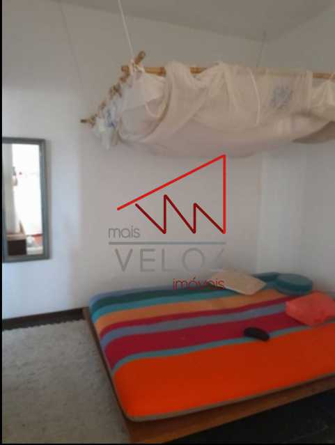 Casa à venda com 2 quartos, 80m² - Foto 11