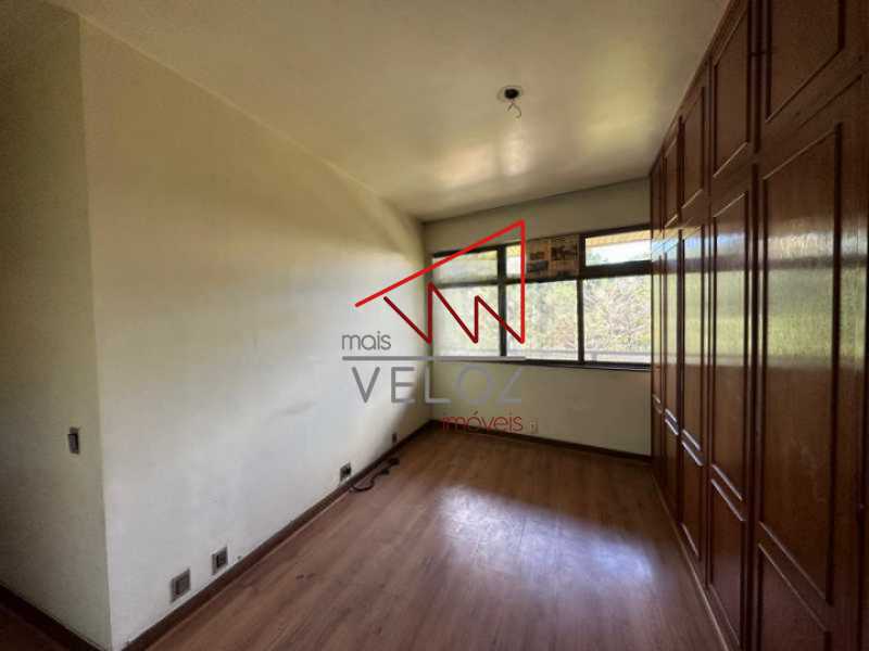 Apartamento à venda com 3 quartos, 120m² - Foto 13