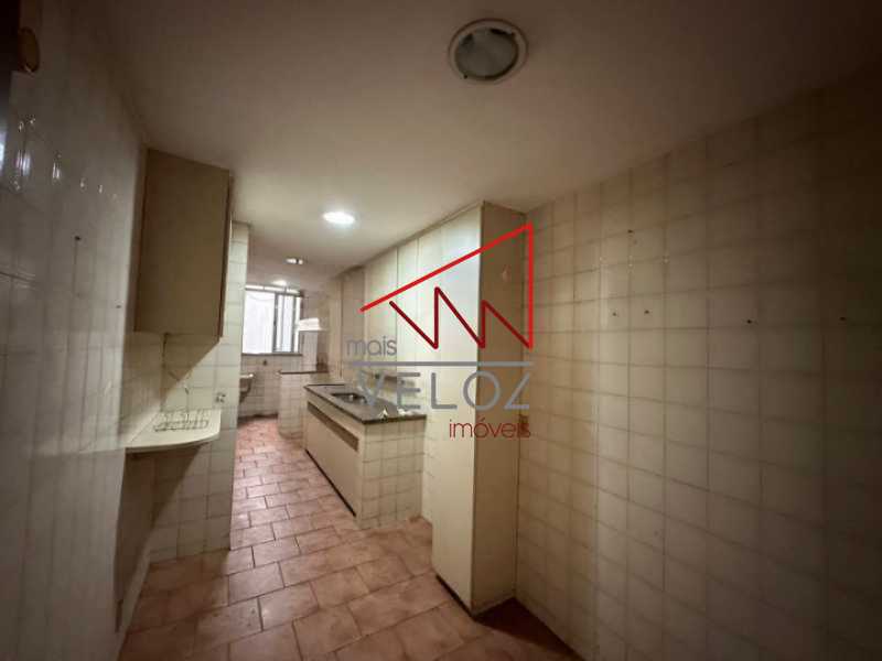 Apartamento à venda com 3 quartos, 120m² - Foto 14