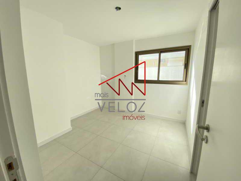 Apartamento à venda com 4 quartos, 309m² - Foto 12