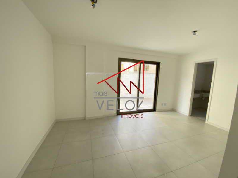 Apartamento à venda com 4 quartos, 309m² - Foto 17