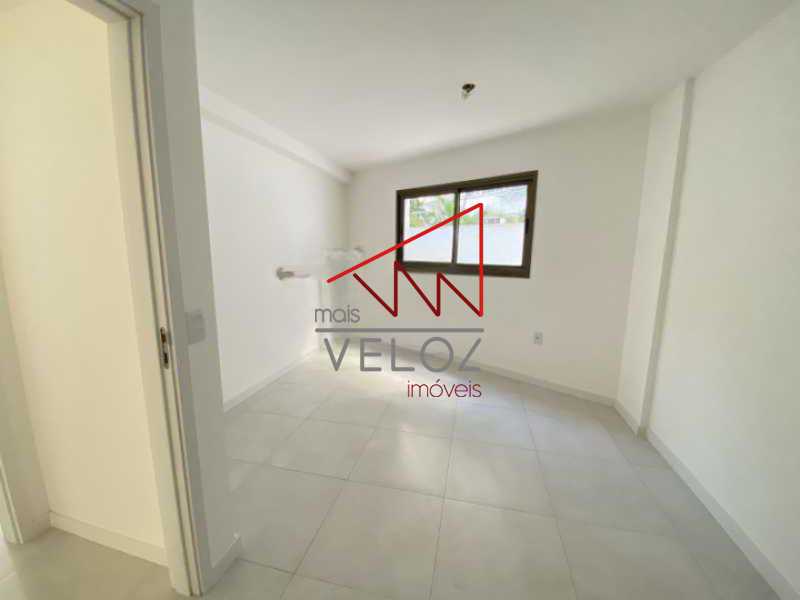 Apartamento à venda com 4 quartos, 309m² - Foto 18