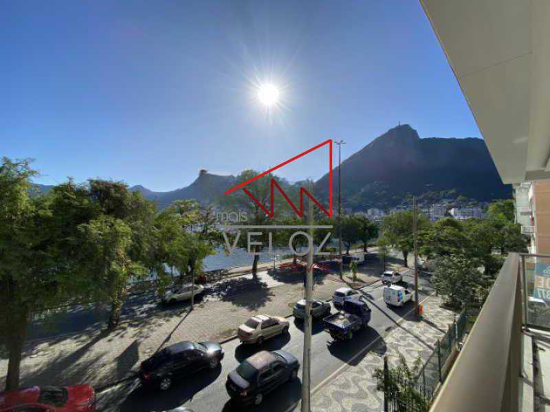 Apartamento à venda com 4 quartos, 309m² - Foto 2