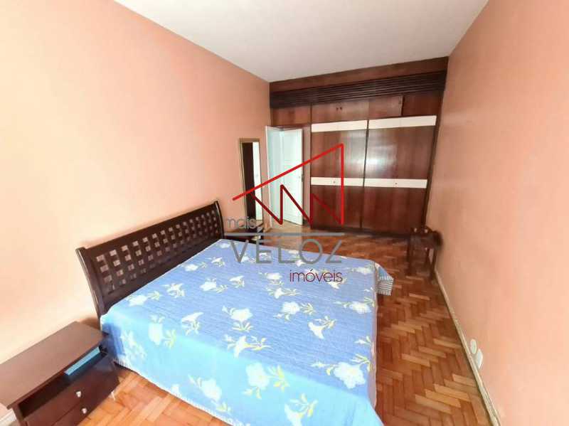 Apartamento à venda com 4 quartos, 215m² - Foto 5