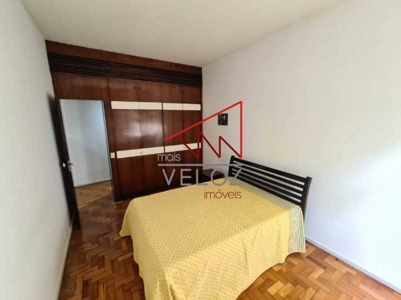 Apartamento à venda com 4 quartos, 215m² - Foto 7