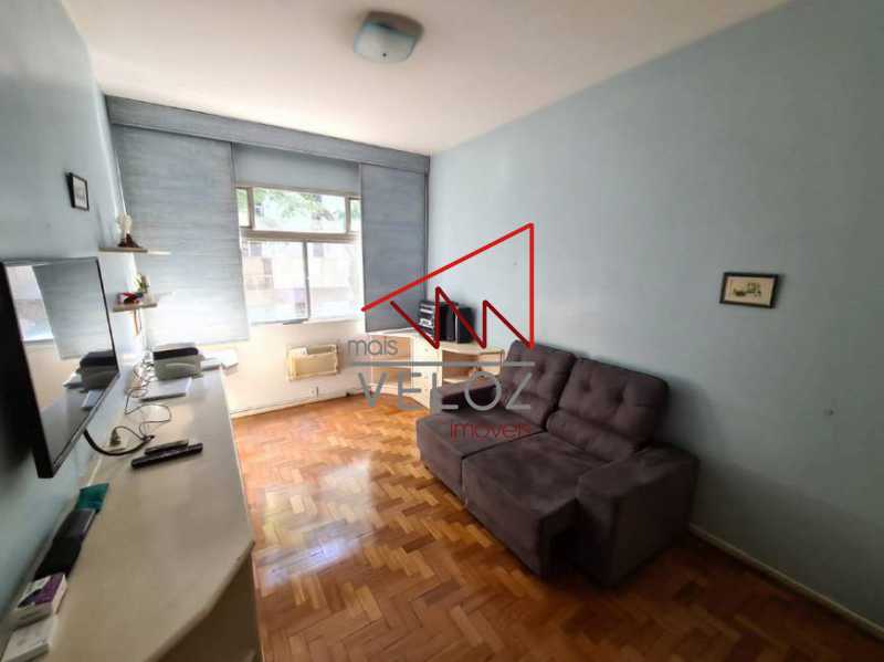 Apartamento à venda com 4 quartos, 215m² - Foto 8