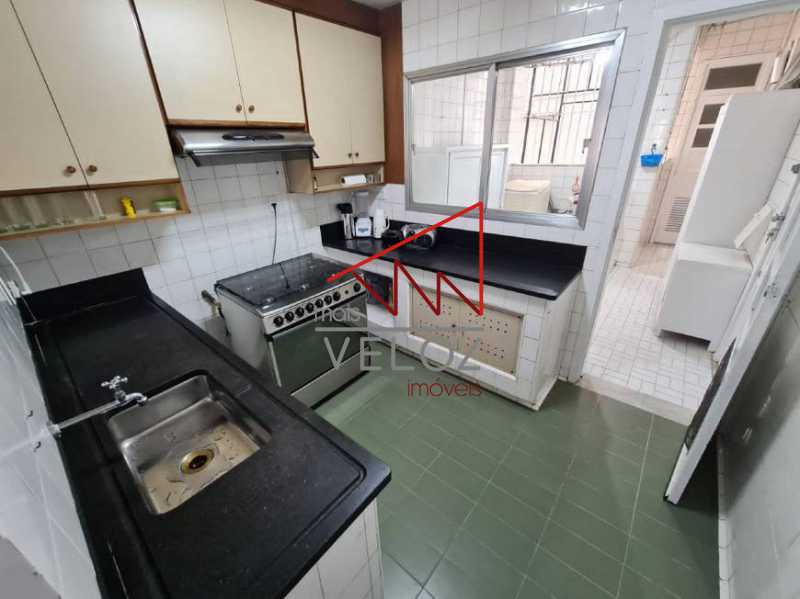 Apartamento à venda com 4 quartos, 215m² - Foto 12