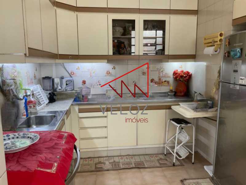 Apartamento à venda com 4 quartos, 228m² - Foto 14