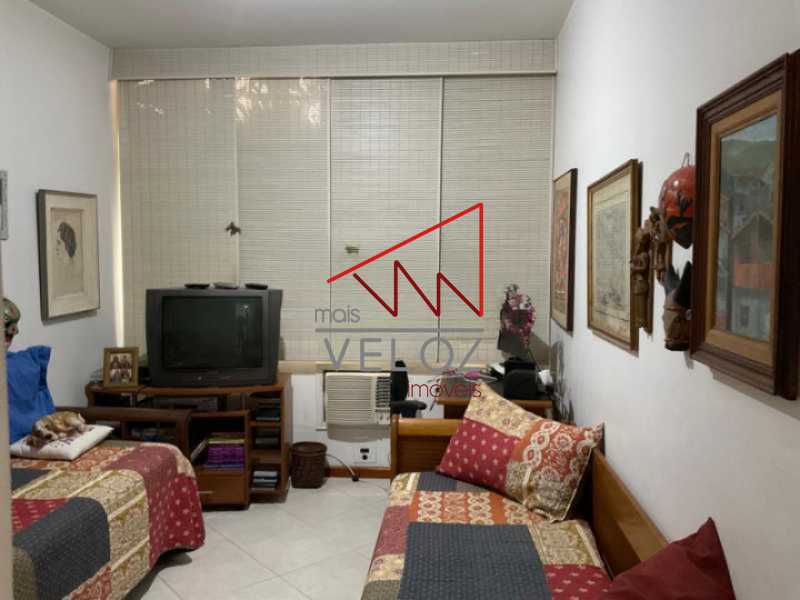 Apartamento à venda com 4 quartos, 228m² - Foto 7