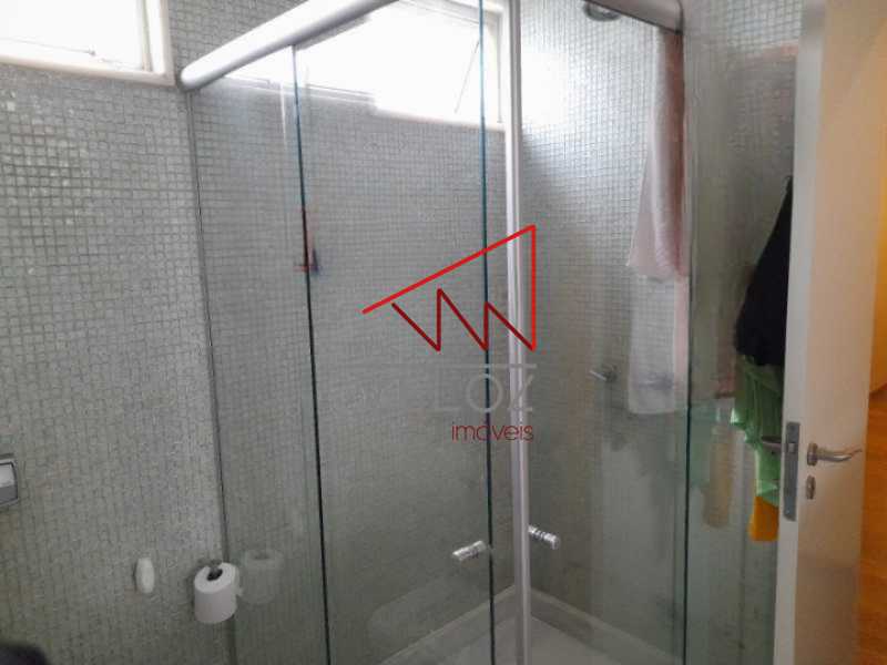 Apartamento à venda com 3 quartos, 240m² - Foto 14