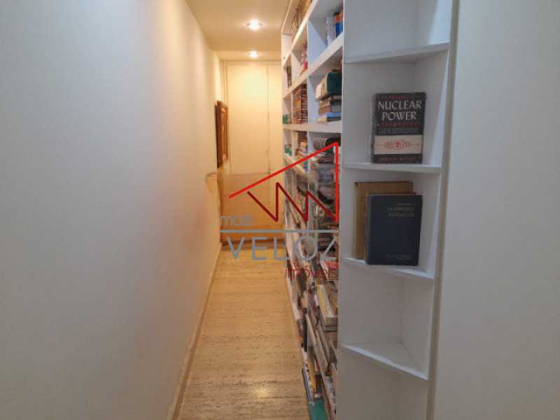 Apartamento à venda com 3 quartos, 240m² - Foto 25