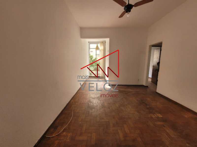 Apartamento à venda com 2 quartos, 85m² - Foto 1