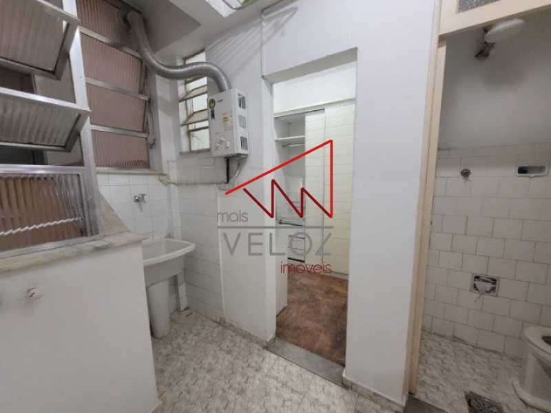 Apartamento à venda com 2 quartos, 85m² - Foto 18