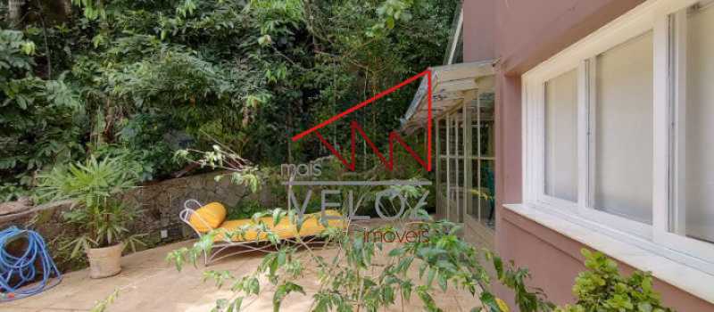 Casa de Condomínio à venda com 5 quartos, 238m² - Foto 22