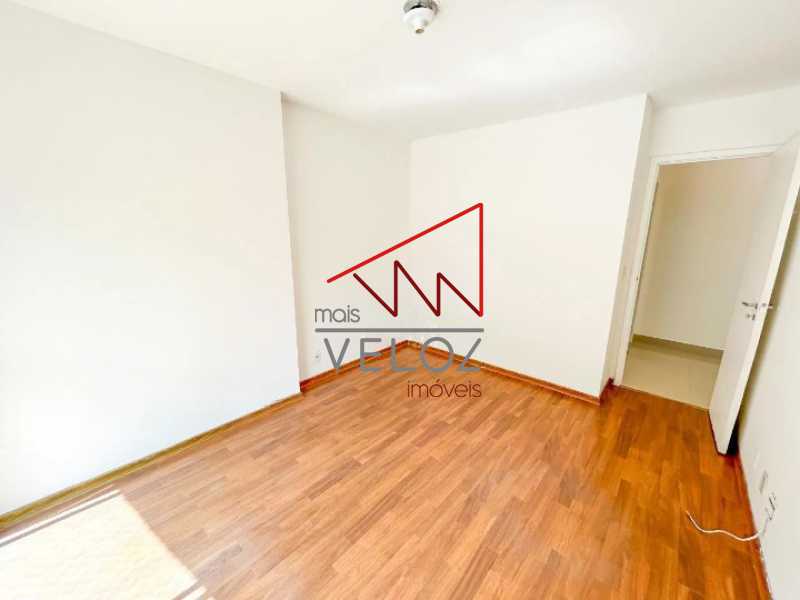 Apartamento à venda com 2 quartos, 74m² - Foto 11