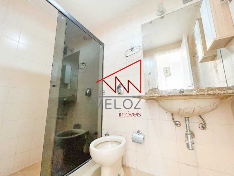 Apartamento à venda com 2 quartos, 74m² - Foto 13