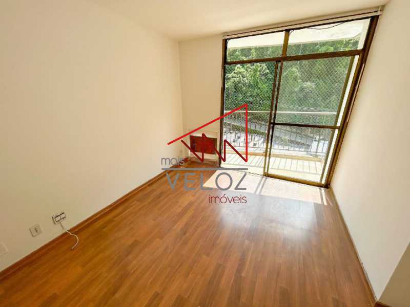 Apartamento à venda com 2 quartos, 74m² - Foto 14