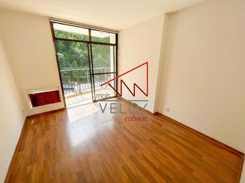 Apartamento à venda com 2 quartos, 74m² - Foto 15