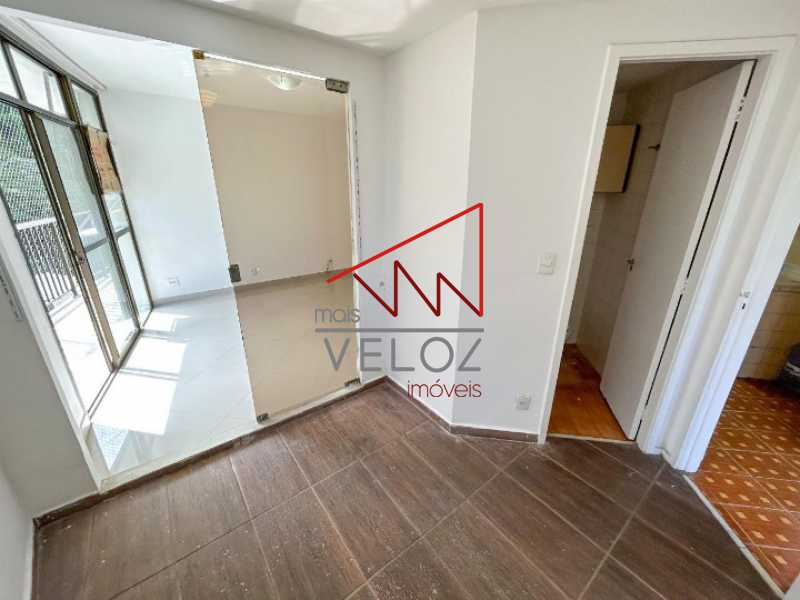 Apartamento à venda com 2 quartos, 74m² - Foto 20