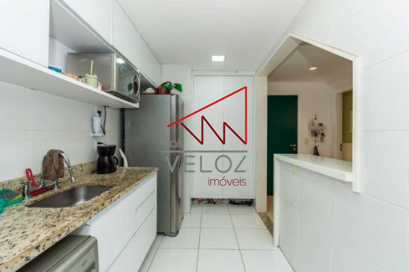 Apartamento à venda com 2 quartos, 81m² - Foto 10