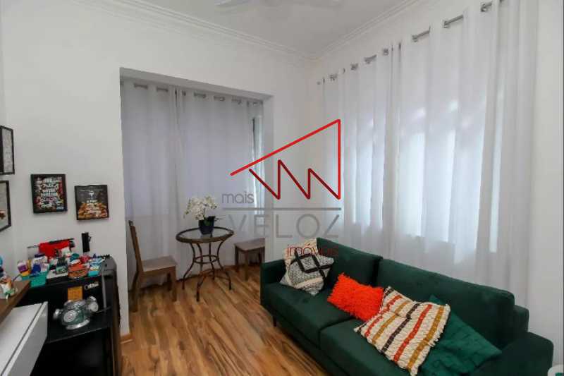 Apartamento à venda com 2 quartos, 75m² - Foto 1