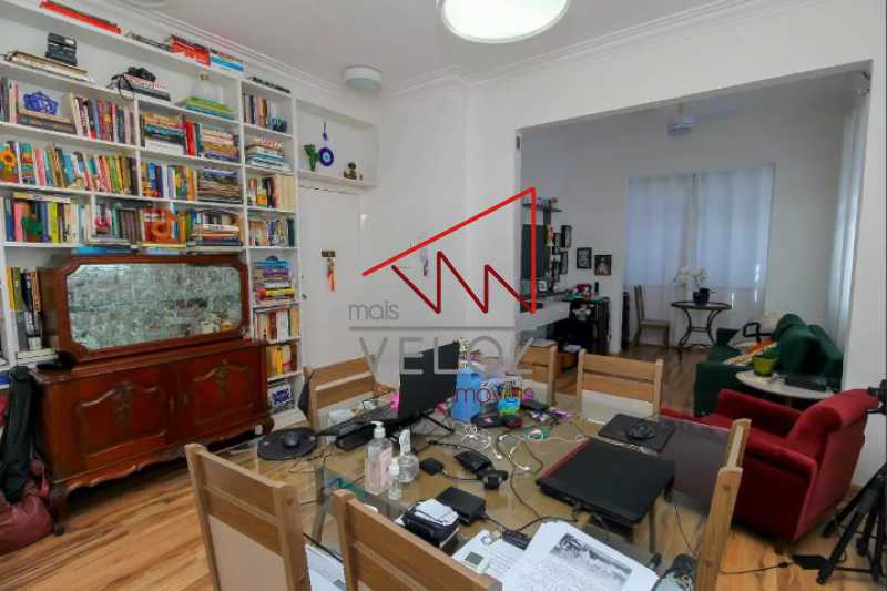 Apartamento à venda com 2 quartos, 75m² - Foto 9