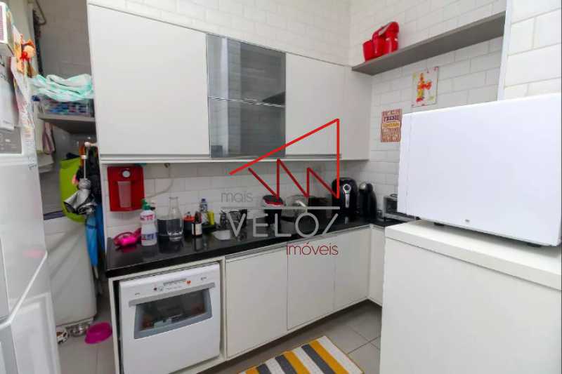 Apartamento à venda com 2 quartos, 75m² - Foto 11