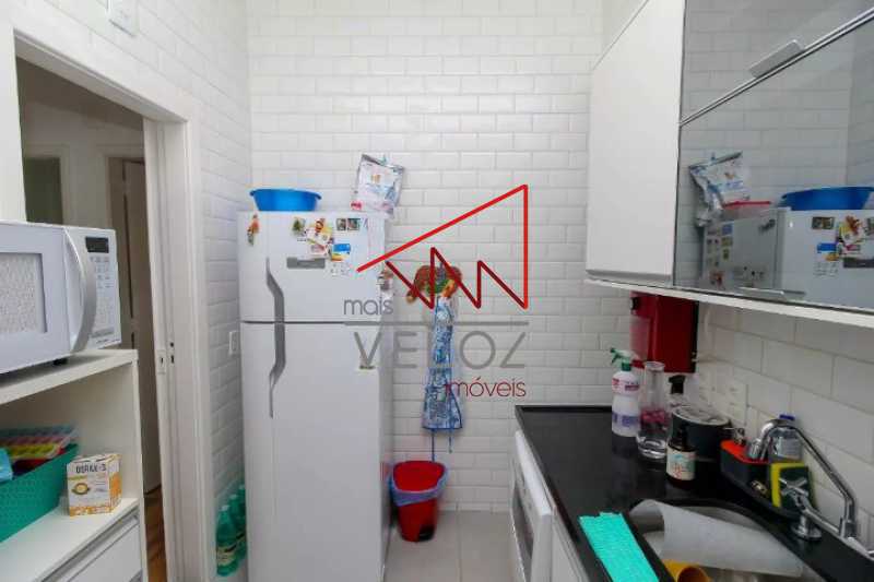 Apartamento à venda com 2 quartos, 75m² - Foto 15