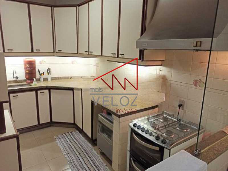 Apartamento à venda com 3 quartos, 147m² - Foto 5