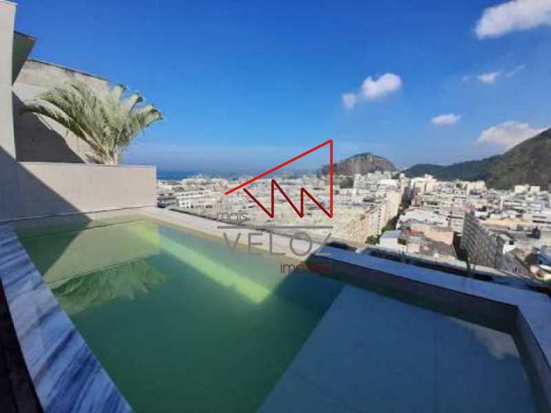 Cobertura à venda com 5 quartos, 250m² - Foto 1