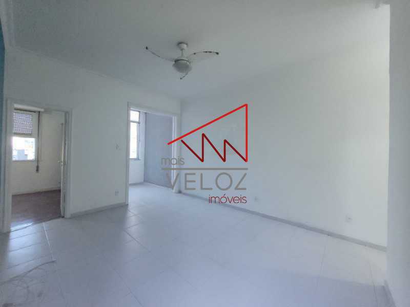 Apartamento à venda com 2 quartos, 78m² - Foto 5