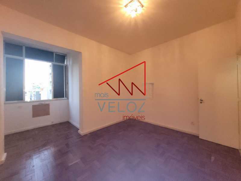 Apartamento à venda com 2 quartos, 78m² - Foto 14