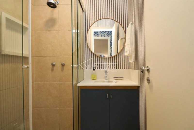 Apartamento à venda com 2 quartos, 78m² - Foto 23