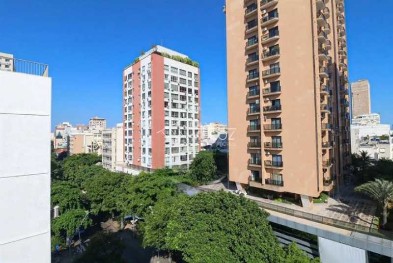 Apartamento à venda com 2 quartos, 78m² - Foto 1