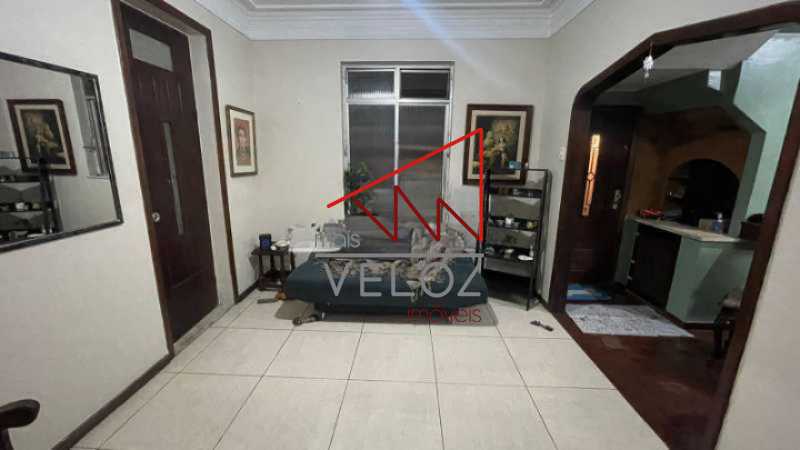 Casa à venda com 5 quartos, 230m² - Foto 8