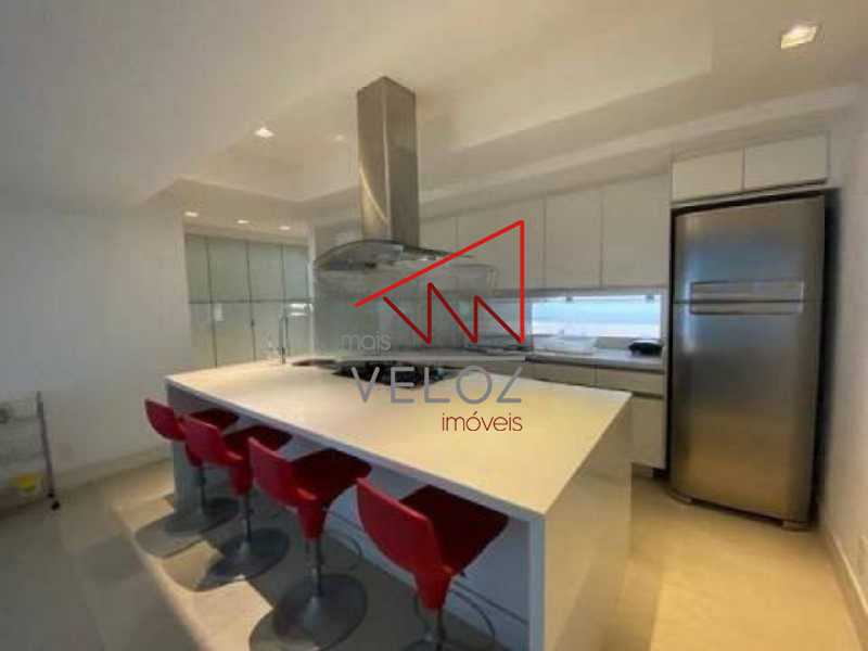 Apartamento à venda com 4 quartos, 235m² - Foto 12