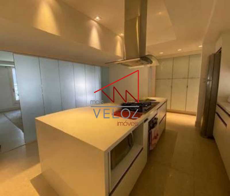 Apartamento à venda com 4 quartos, 235m² - Foto 13