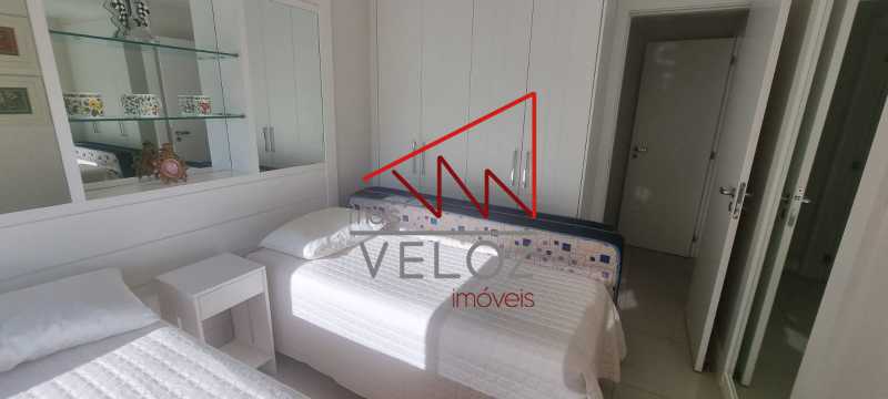 Apartamento à venda com 2 quartos, 80m² - Foto 9