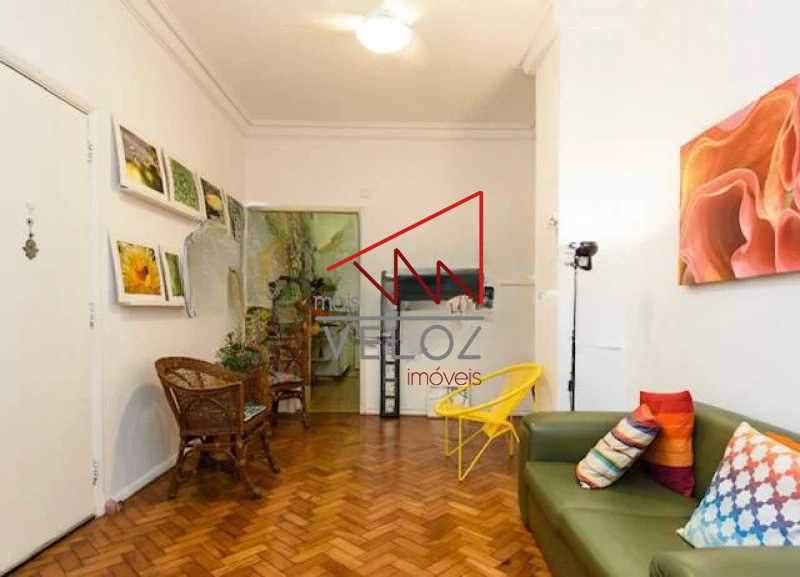 Apartamento à venda com 1 quarto, 69m² - Foto 2