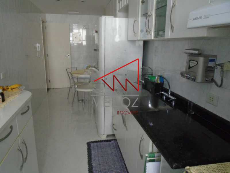 Apartamento à venda com 2 quartos, 93m² - Foto 9