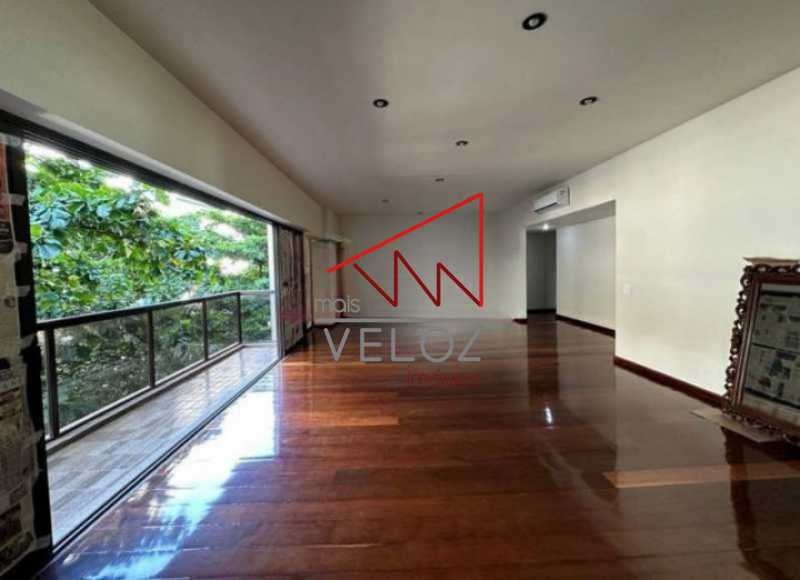 Apartamento à venda com 4 quartos, 236m² - Foto 3