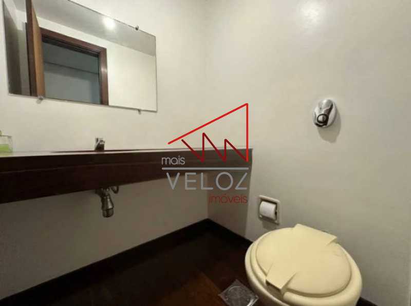 Apartamento à venda com 4 quartos, 236m² - Foto 20