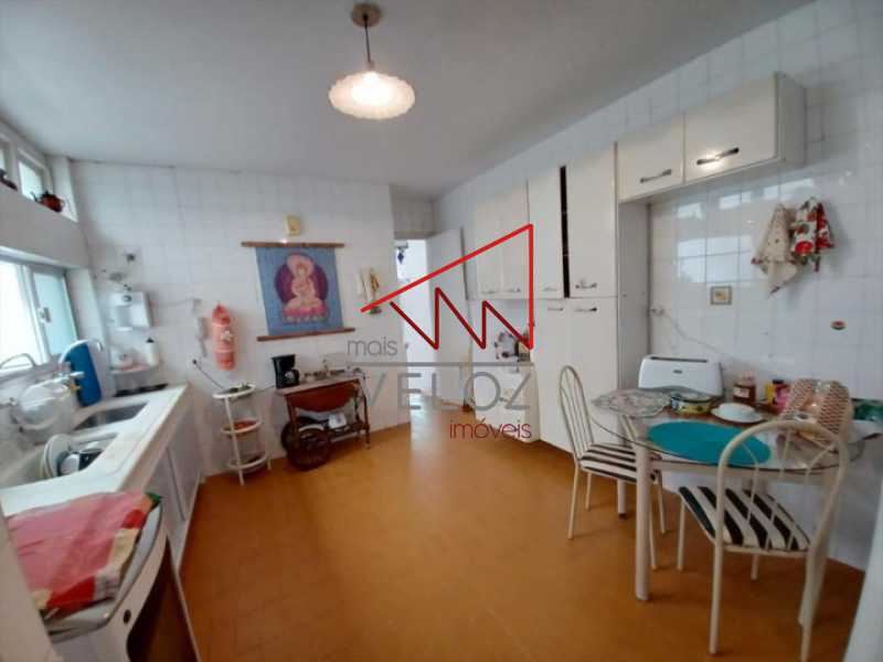 Apartamento à venda com 3 quartos, 123m² - Foto 9