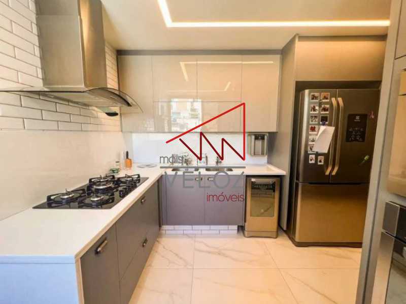 Apartamento à venda com 3 quartos, 177m² - Foto 22