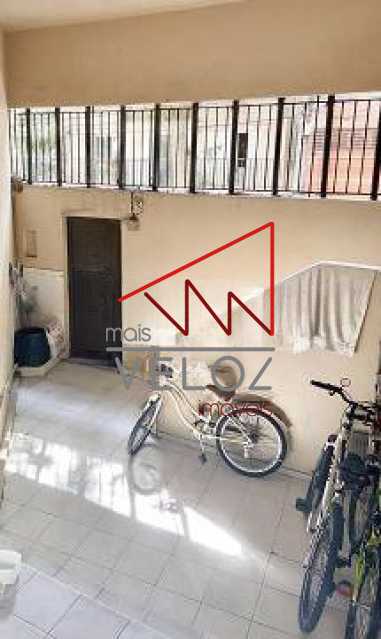 Casa à venda com 5 quartos, 219m² - Foto 4