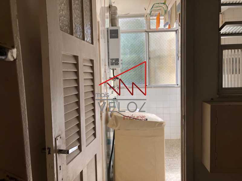 Apartamento à venda com 3 quartos, 121m² - Foto 28