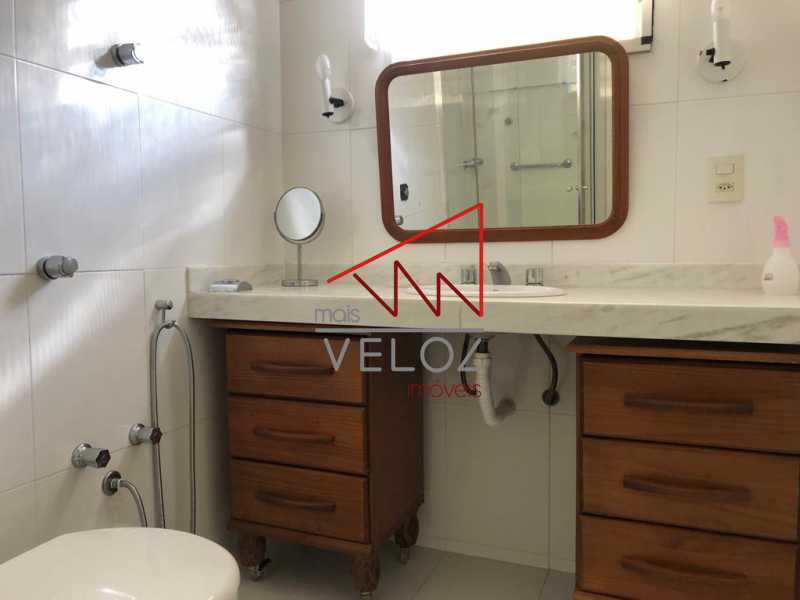 Apartamento à venda com 3 quartos, 121m² - Foto 16