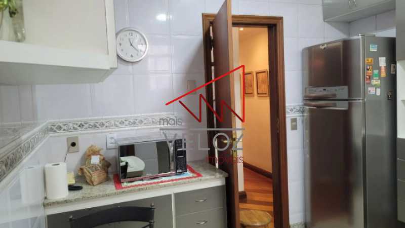 Apartamento à venda com 3 quartos, 125m² - Foto 13