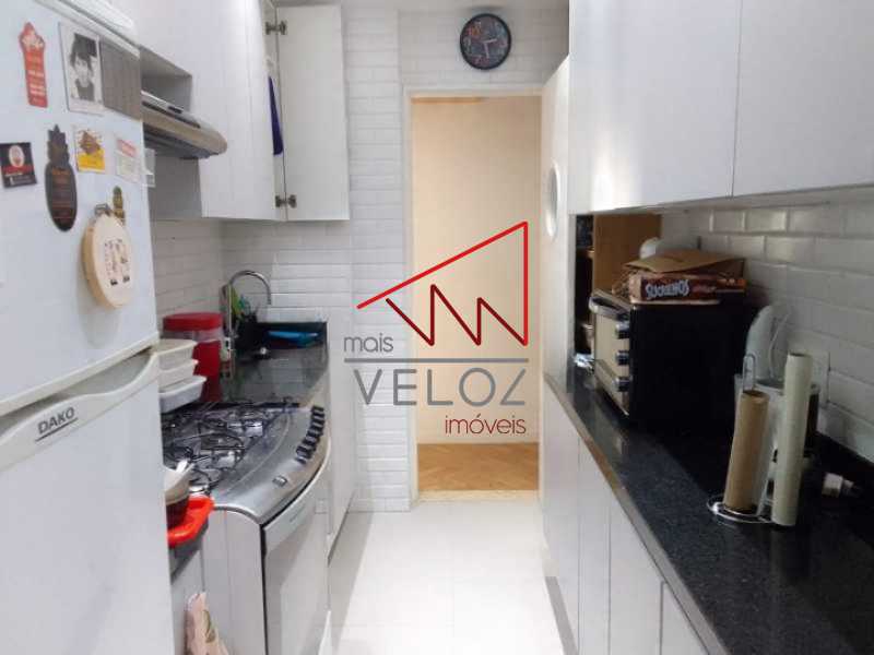 Apartamento à venda com 3 quartos, 110m² - Foto 17